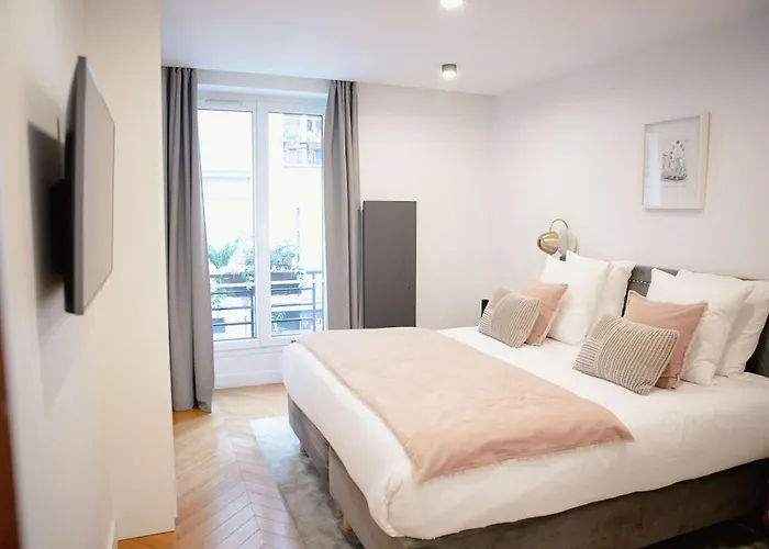Haut Marais - My Showroom